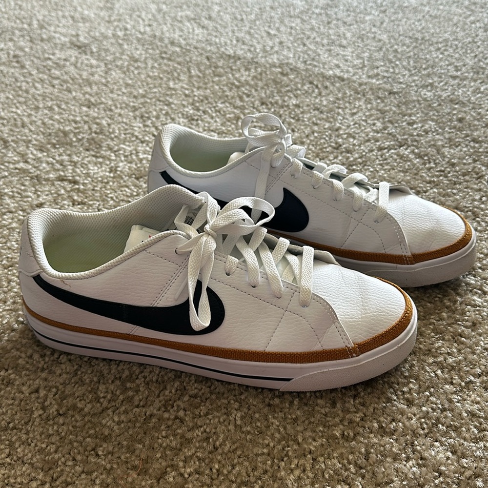 Nike Court legacy womens